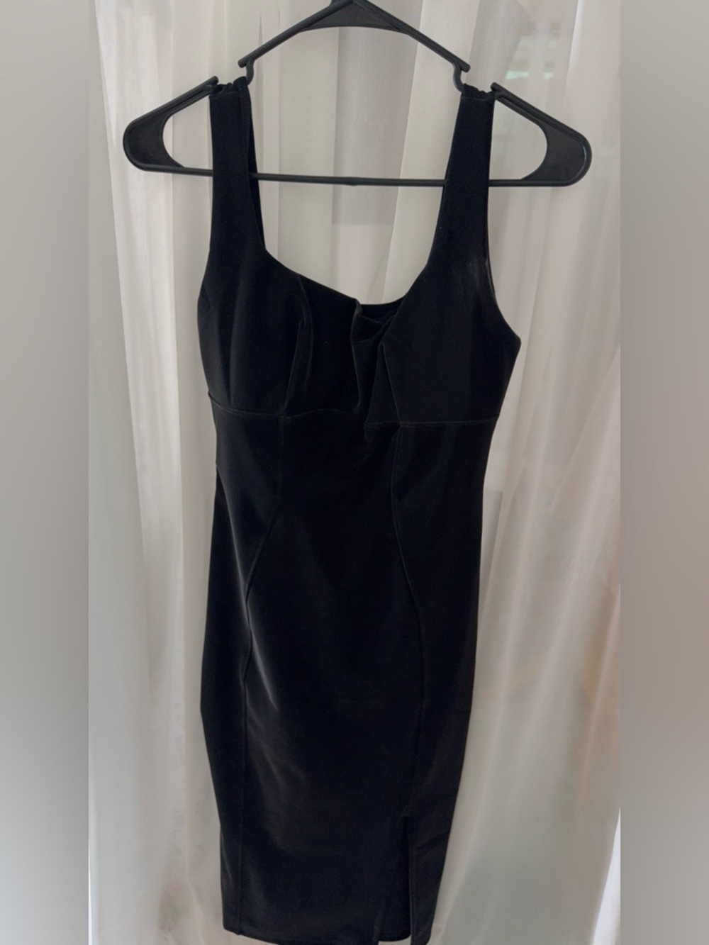 Popilush BodyCon Fully-lined Snatched  Black Dress with Sculpted Bodice